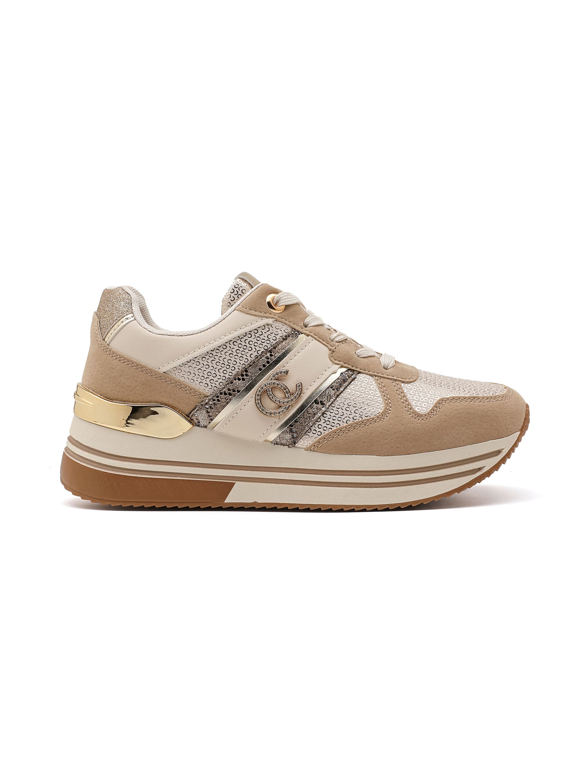 Sneaker in ecopelle con inserti metallici e suola bianca in gomma.

Dettagli prodotto
• Made in China
• Materiali: Vegano (Materiali sintetici)
