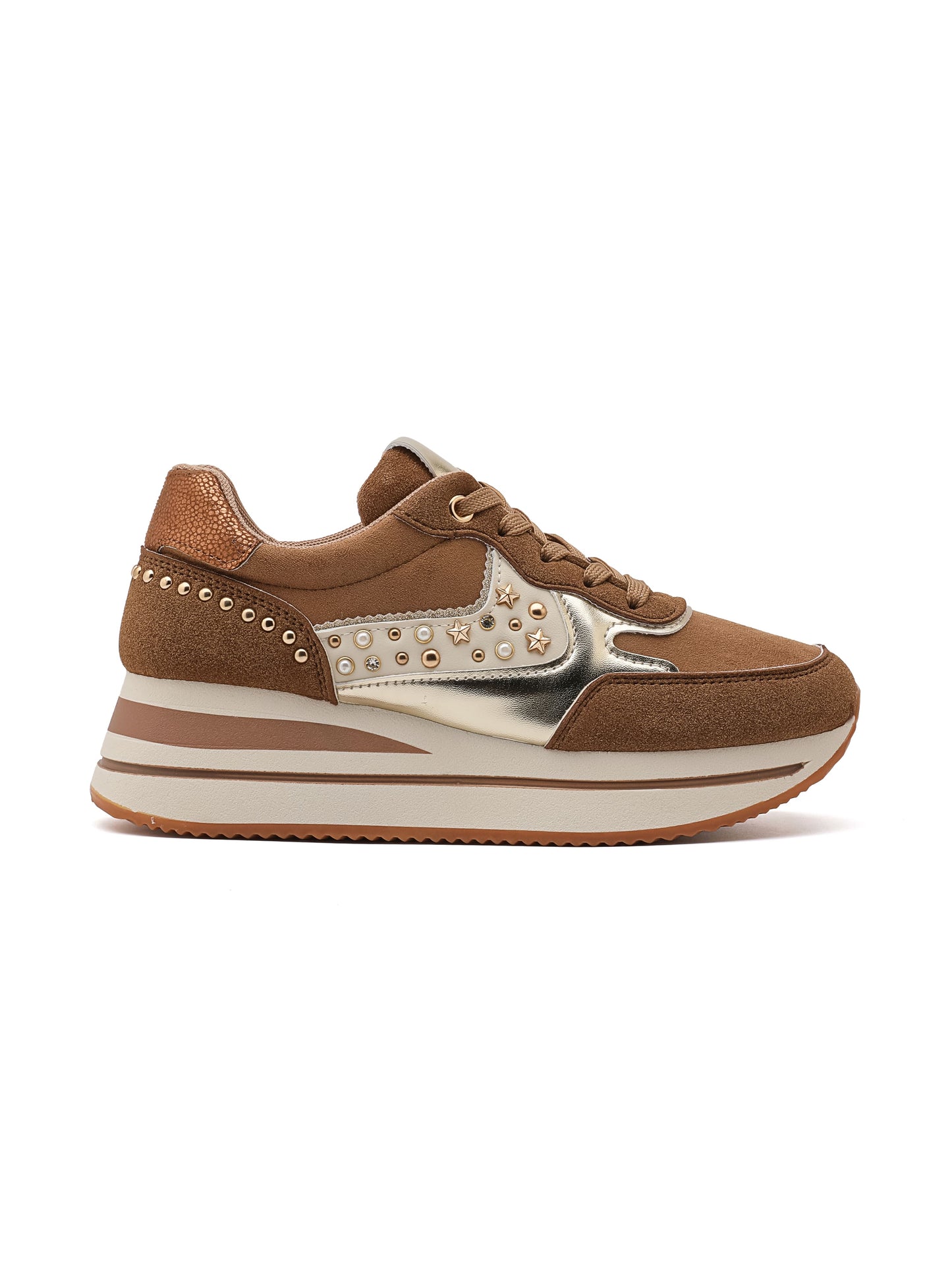 Sneaker in eco pelle in nuovi toni autunnali, dettagli metallici e borchie applicate.

Dettagli prodotto
• Made in China
• Materiali: Vegano (Materiali sintetici)