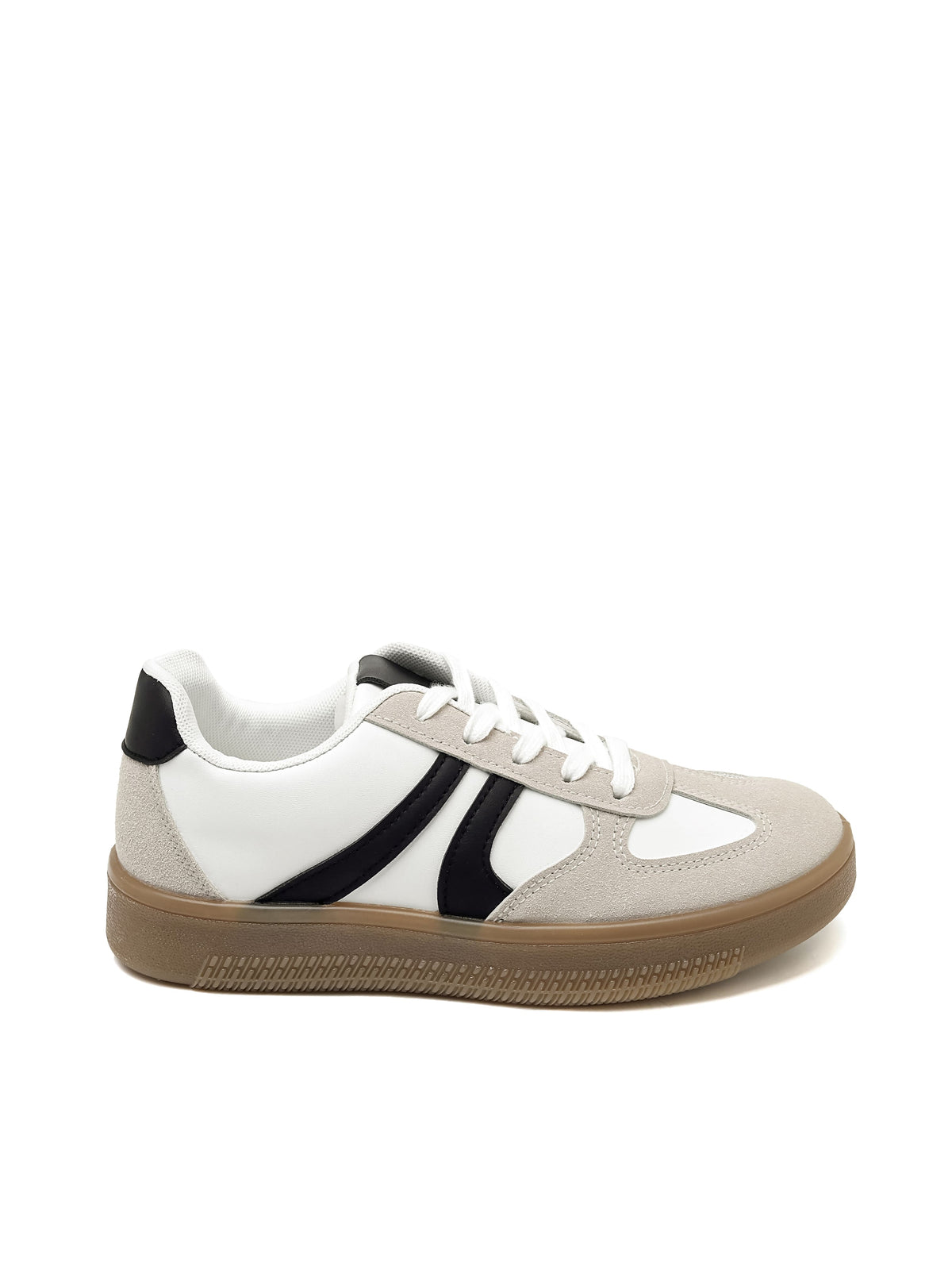 Sneaker casual con design elegante, pelle scamosciata vegana beige su suola in gomma marrone. Ideale per uno stile versatile e moderno.