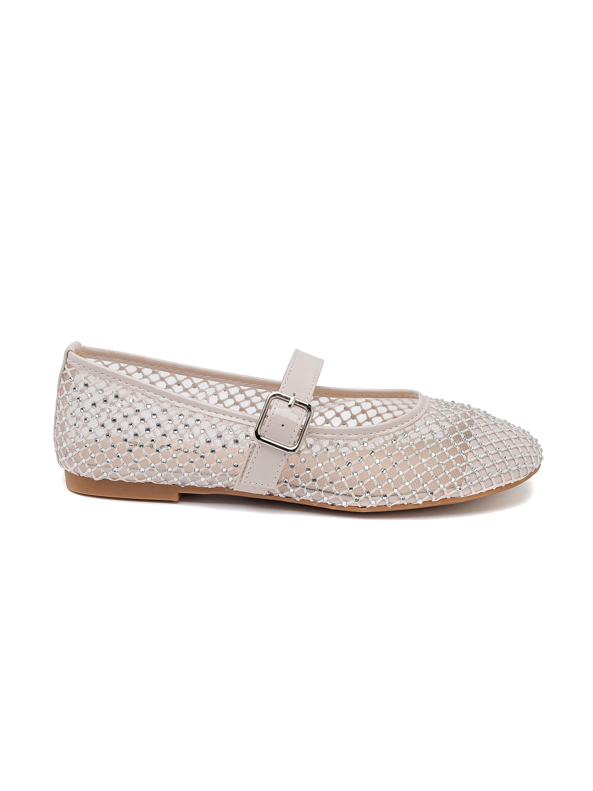 Ballerina in rete con strass argentati, rifinita con bordo in ecopelle e cinturino laterale con fibbia.