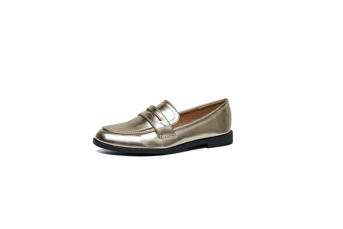 Mocassino in pelle vegana laminato ISABAC: mocassino classico a punta tonda con suola bassa.


Dettagli prodotto
• Made in China
• Materiali: Vegano (Materiali sintetici)
